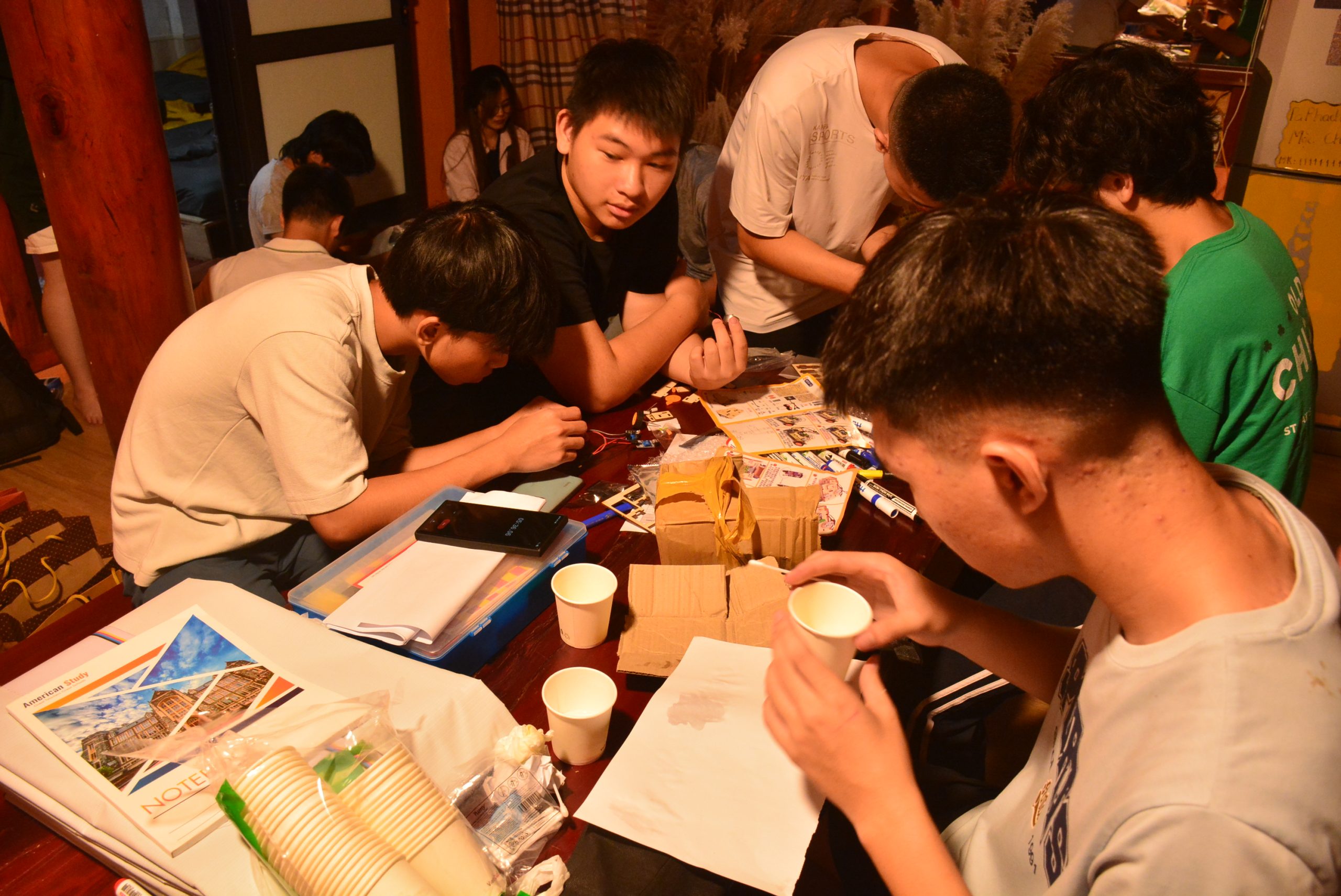 Setting off Mộc Châu